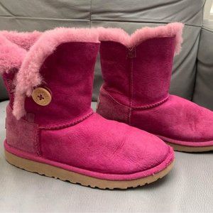 Ugg Classic Bailey Button Victorian Pink Youth Girls size 4